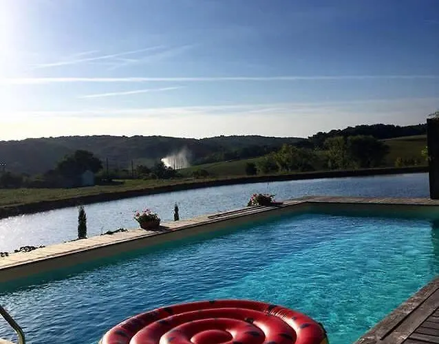 Clos Du Gaja Pres De Jazz In Marciac بيت ضيافة 3*