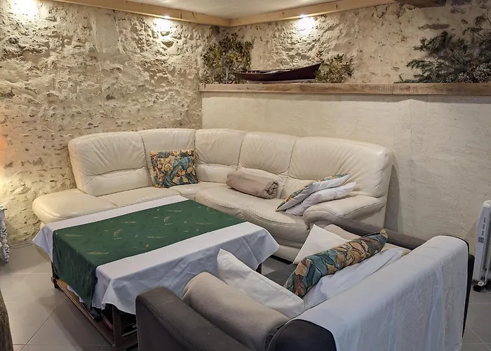 Clos Du Gaja Pres De Jazz In Marciac